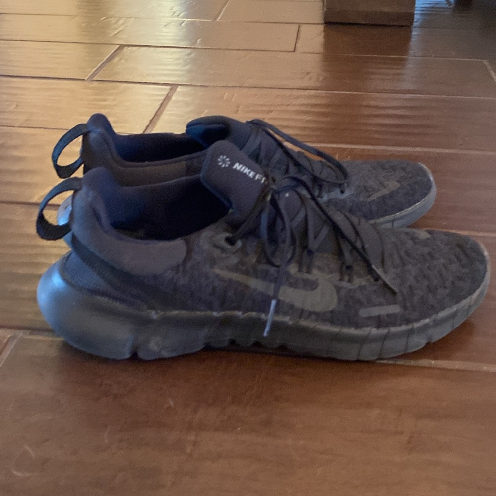 Black Nikes - image 2